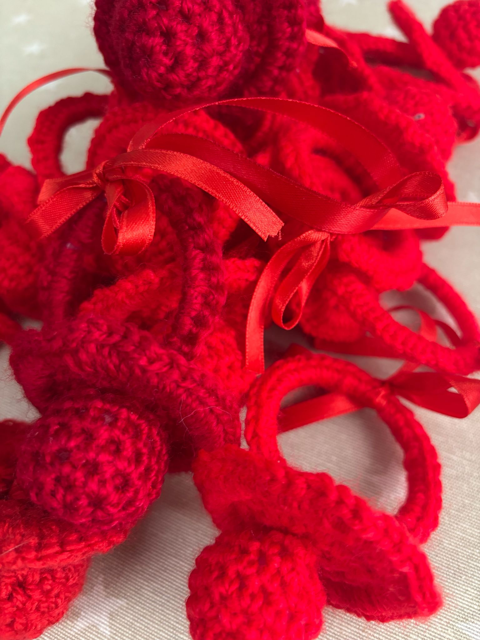 Chupete Crochet Rojo para Carrito de Bebé - Imagen 2