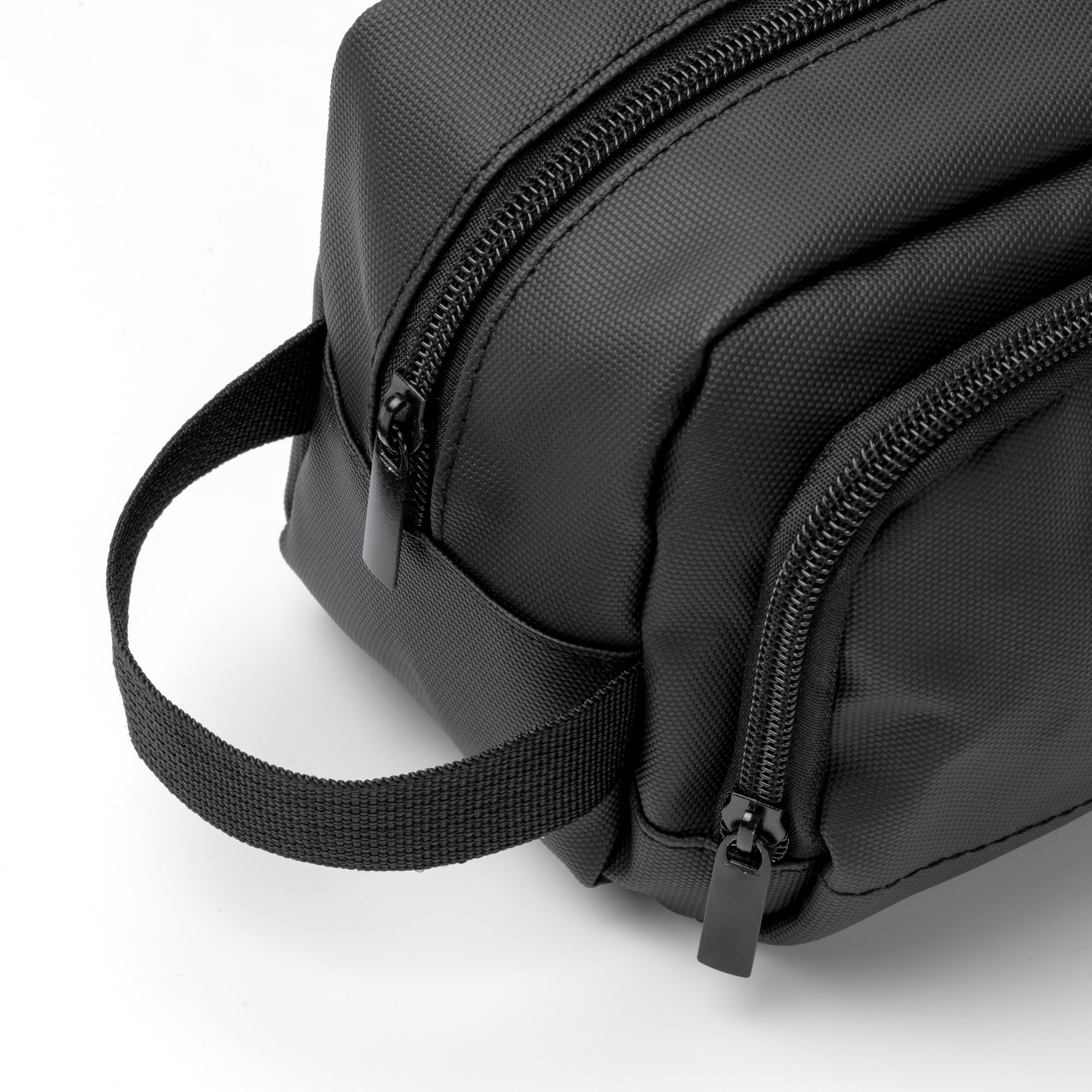 Neceser de Hombre Personalizado con Inicial – Elegancia para el Día del Padre - Imagen 5
