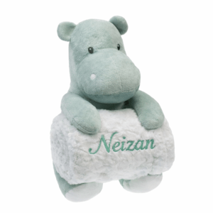 Peluche hipopótamo verde agua con manta personalizada bordada