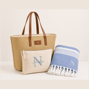 Pack Merecidas Vacaciones Personalizado – Bolso + Pareo + Neceser